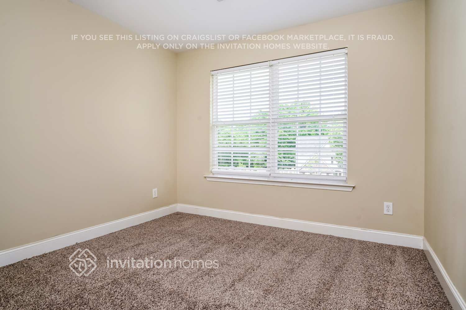 Building Photo - 165 Shoal Park Dr