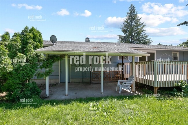 Building Photo - 2211 E 49th Ave