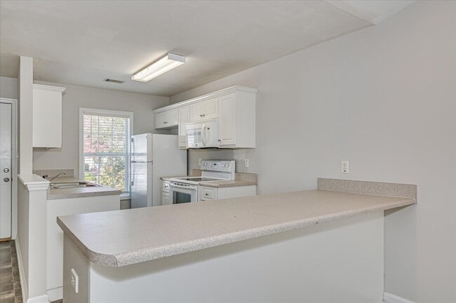 Building Photo - 7306 Dorado Dr