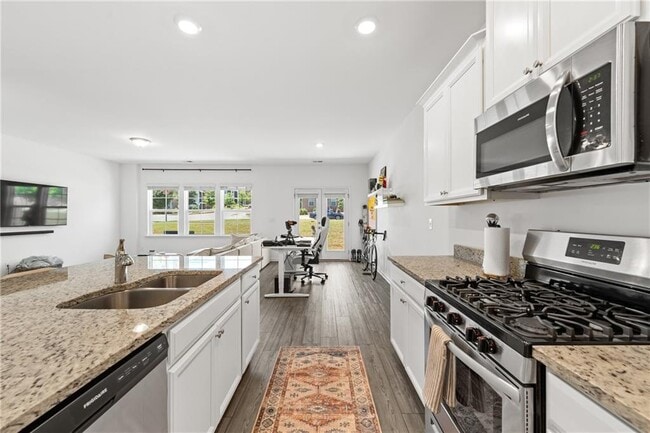 Building Photo - 575 Sausalito Walk