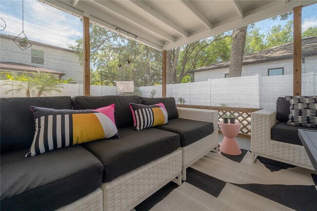 Building Photo - 4316 S Lois Ave