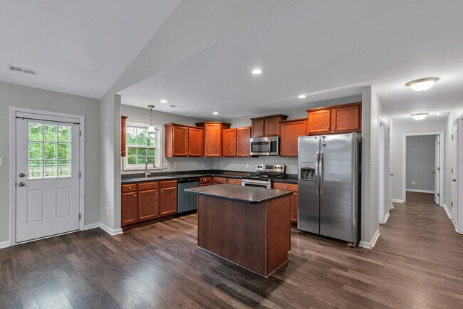 Building Photo - 202 Cottage Brook Ct