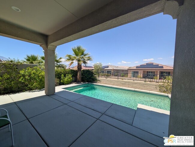 Building Photo - 20 Grenache