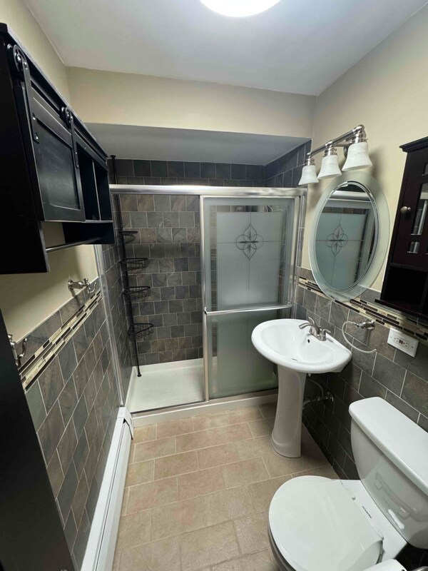 Building Photo - 5916 N Odell Ave