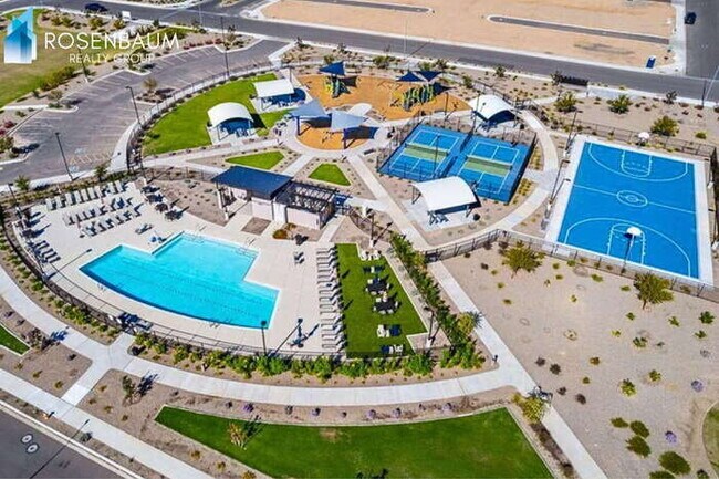 Building Photo - 3903 101st Dr