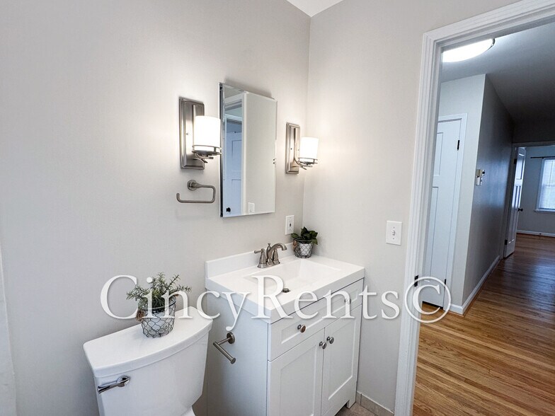 Building Photo - 4657 Kugler Mill Rd