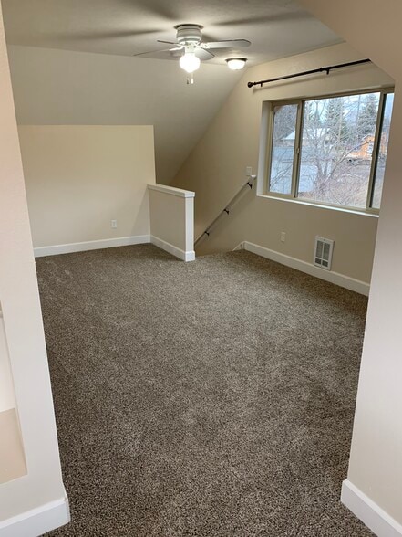 Building Photo - 307 N Bowdish Rd