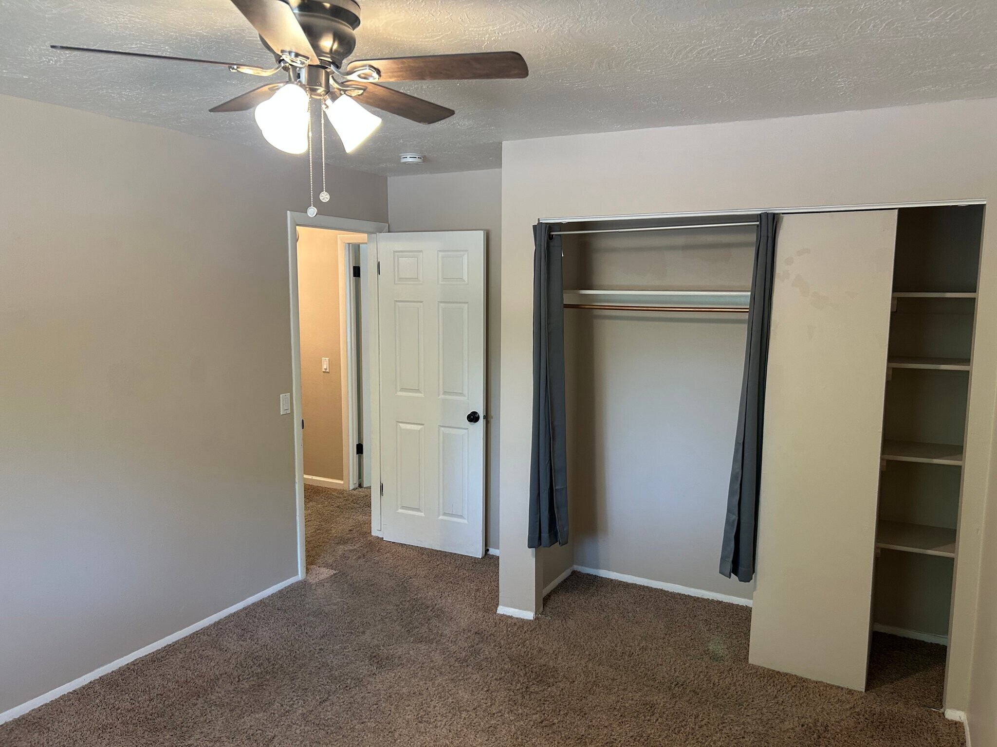 Building Photo - 368 Weaver Ln