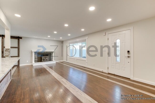 Building Photo - 4640 191st St SW