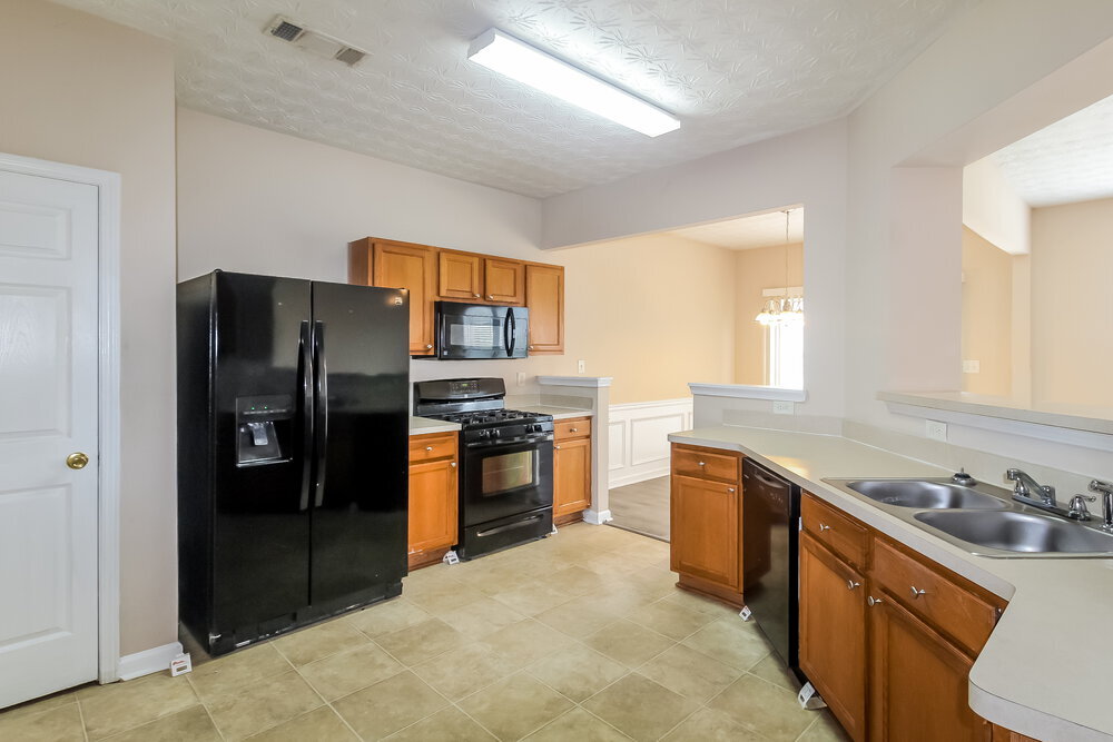 Building Photo - 411 Pondweed Dr