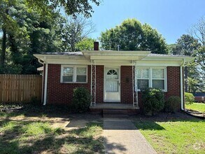 Building Photo - T.R. Lawing Realty Property