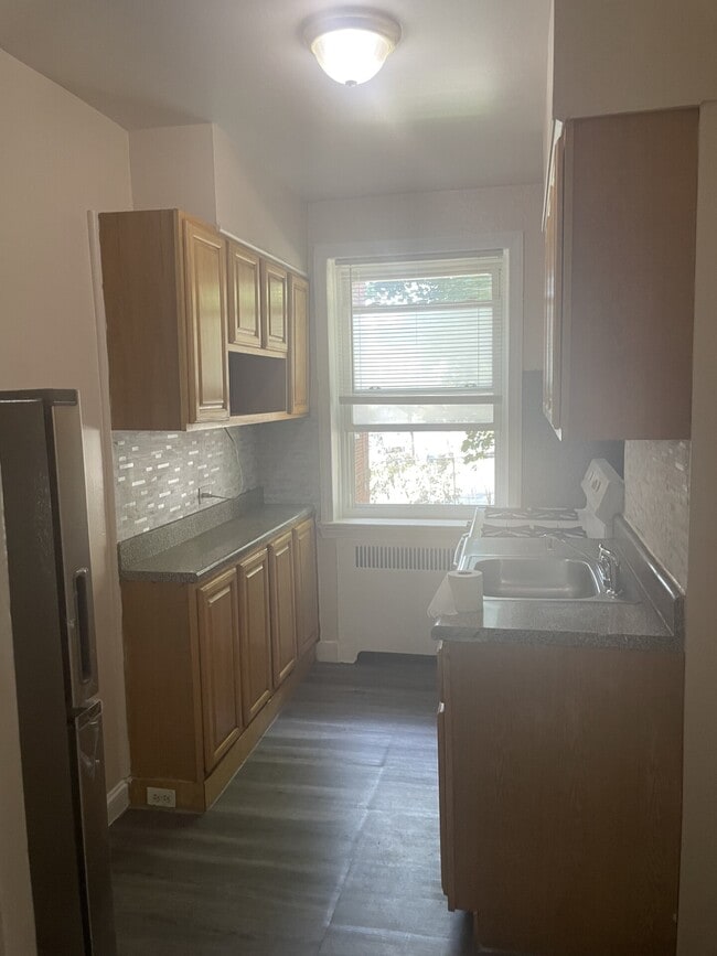 thumbnail_IMG_5031 - Colonial Gardens Trenton Proud LLC