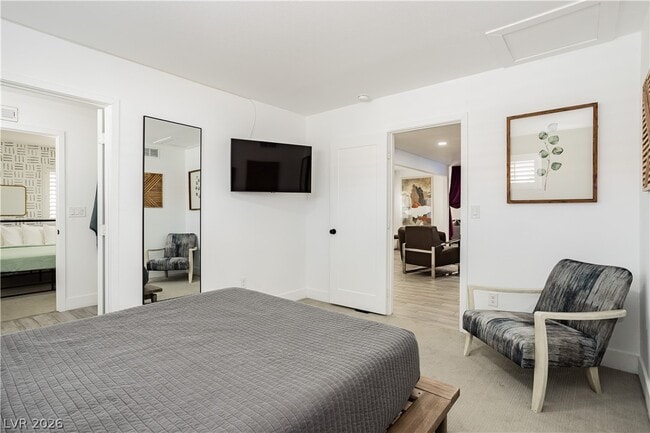 Building Photo - 1913 Birch St