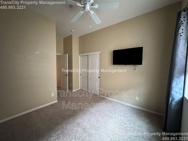 Building Photo - 26811 N 64th Ave