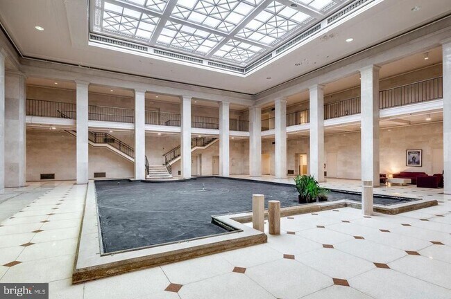 Building Photo - 1601 Spring Garden St