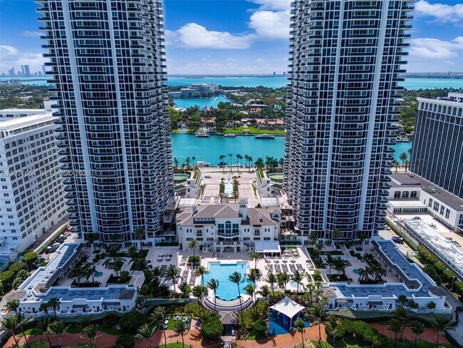 Building Photo - 4779 Collins Ave