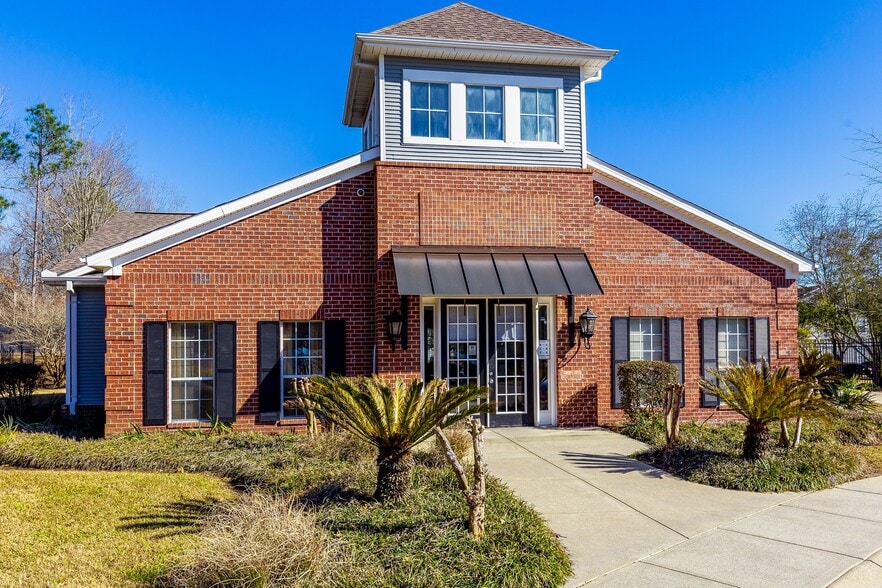 Piedmont Park Apartments 78 Wisteria Dr Hattiesburg MS 39401