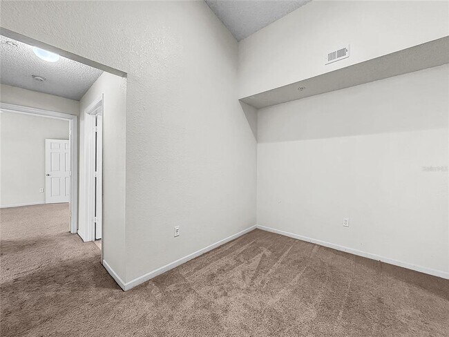 Building Photo - 13025 Mulberry Park Dr