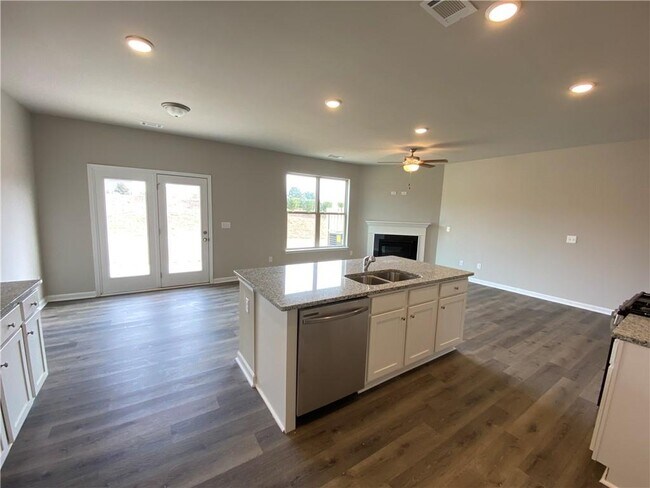 Building Photo - 3761 Prospect Point Dr