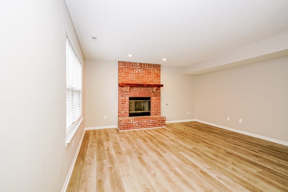 Building Photo - 9005 Lighthorse Dr