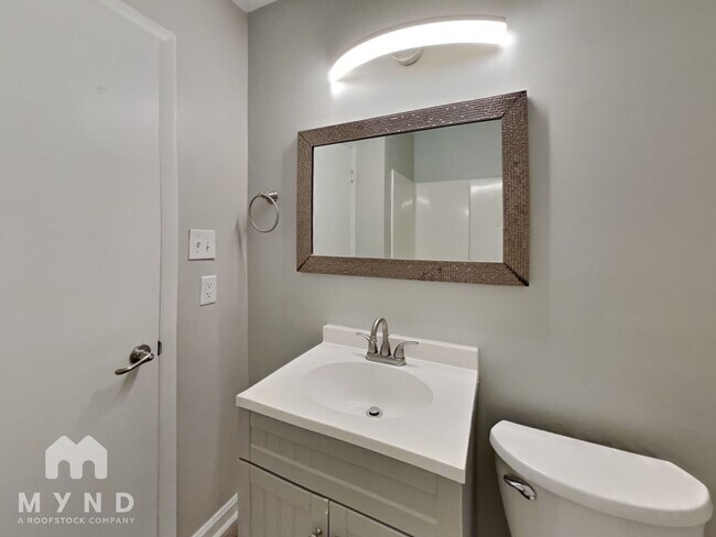 Building Photo - 5720 Raynor Rd