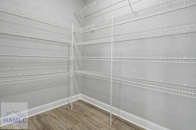 Building Photo - 206 Farnsworth Trl