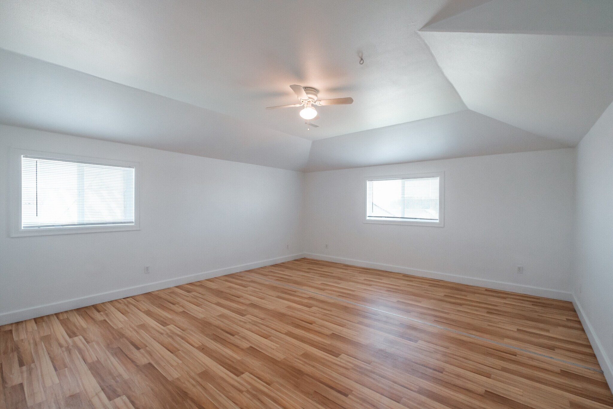 "master room" - 14607 Dominic Rd NE