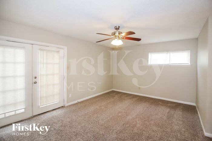 Building Photo - 6635 Wesfield Cove