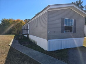 Building Photo - 926 Hollywood Dr