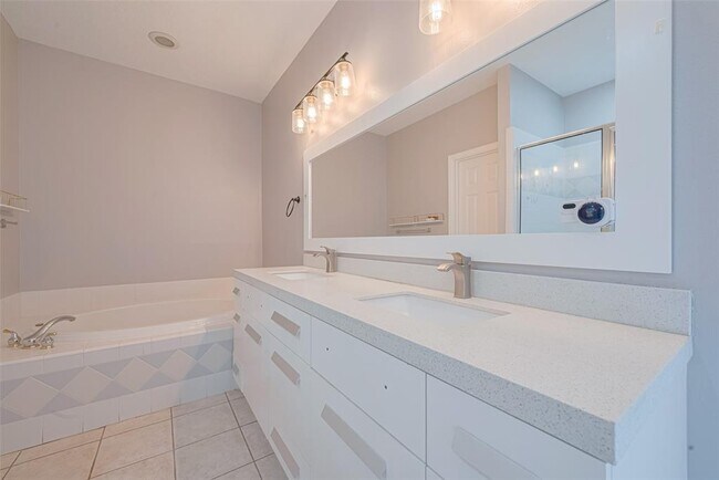 Building Photo - 7130 Harmony Cove