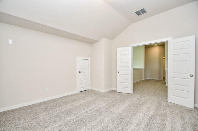 Building Photo - 5838 Wayne Wy