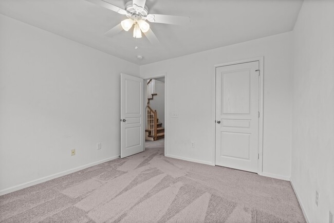 Building Photo - 8122 Lee Hall Ave