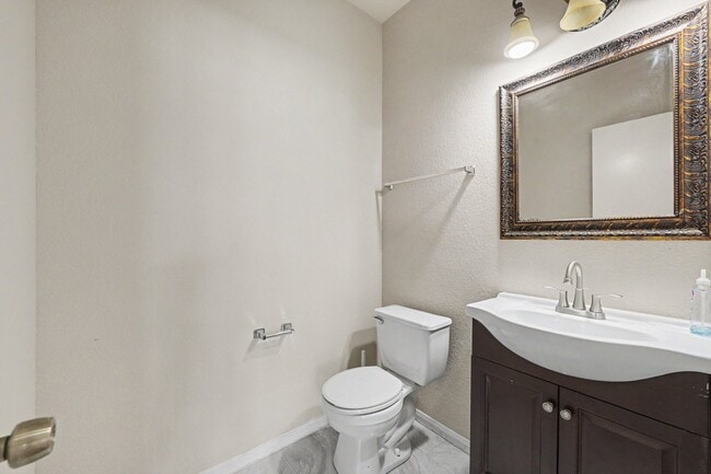 Building Photo - 9507 Tolken Way