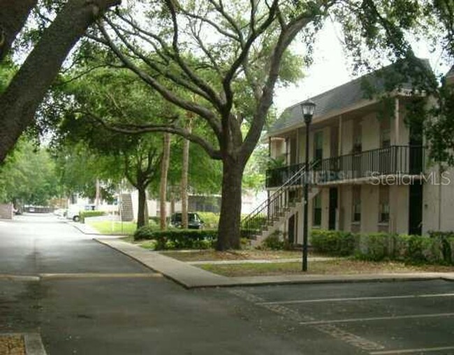 Building Photo - 2 Bedroom / 2 Bath Condo