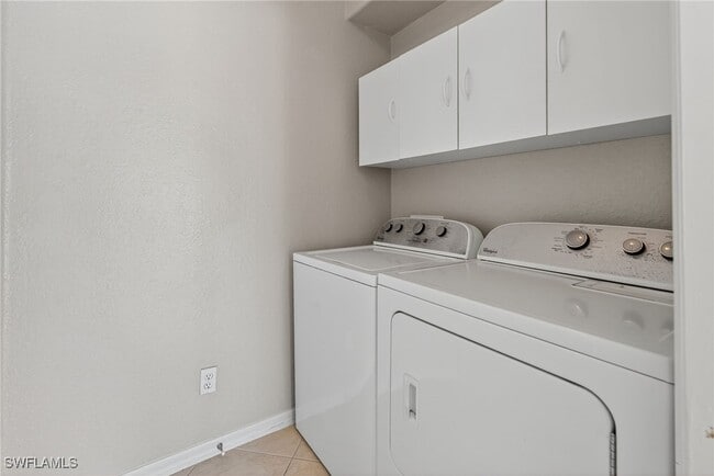 Building Photo - 8480 Ibis Cove Cir
