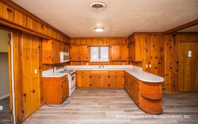 Building Photo - 3512 45th St