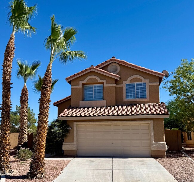 Building Photo - Fantastic 3 bed/2.5 bath in the Northwest ...