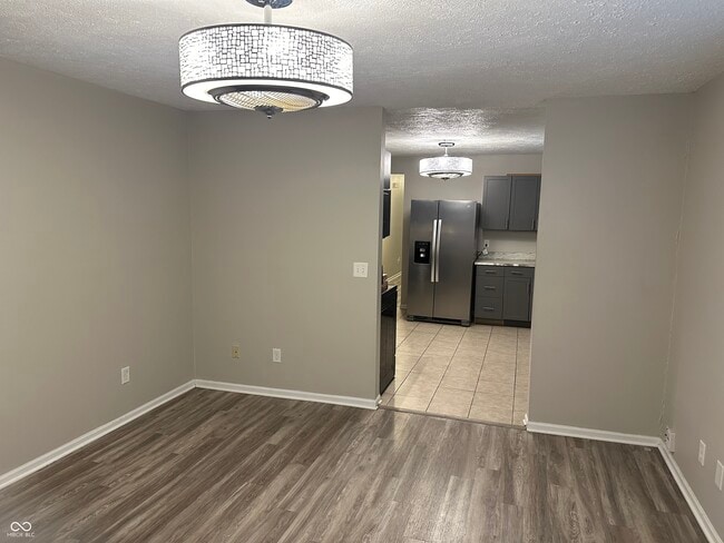 Building Photo - 830 N California St