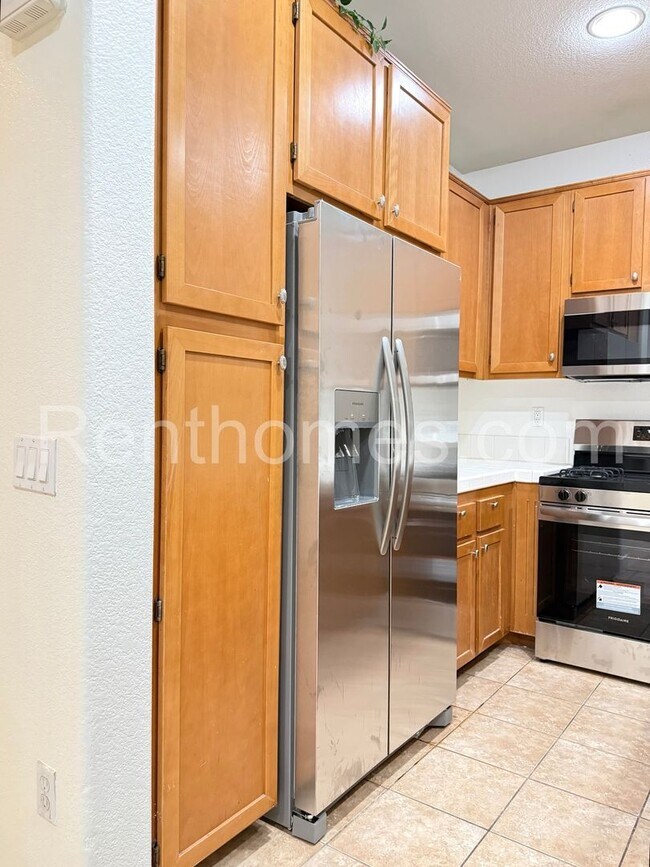 Building Photo - 1603 White Hickory Pl