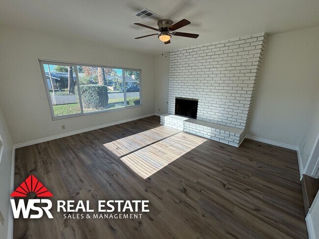 Building Photo - 3621-3621 Wilbur St