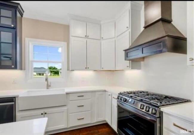 Building Photo - 600 Whitetail Ct