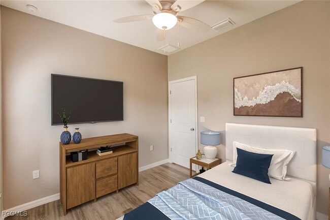 Building Photo - 2212 NE Juanita Pl