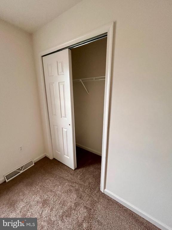 Building Photo - 2005 Greystone Dr