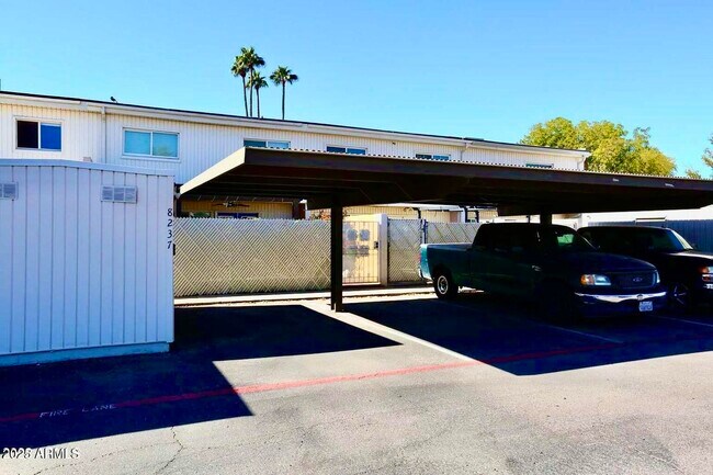 Building Photo - 8237 E Orange Blossom Ln
