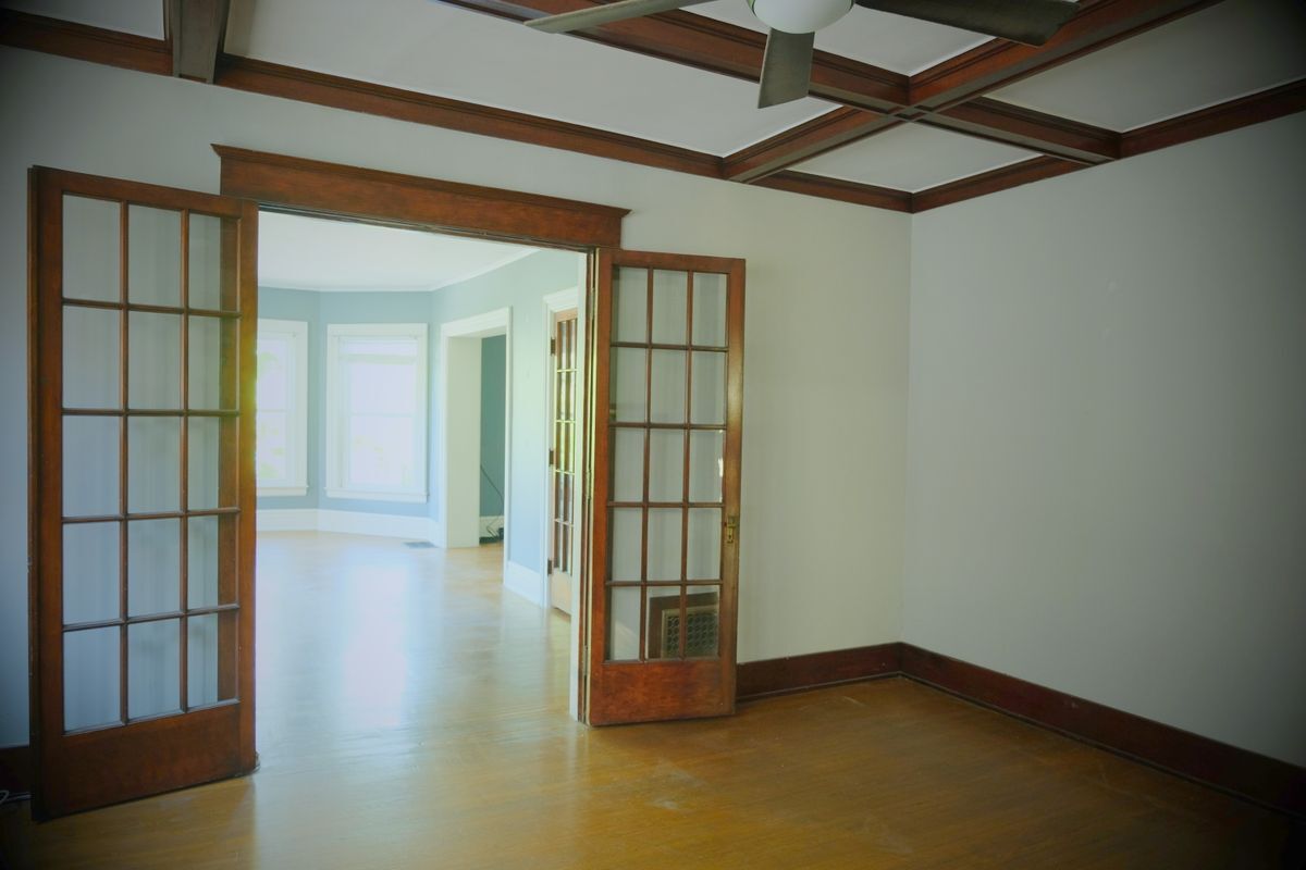 Building Photo - 489 Norwood Ave
