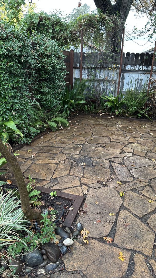 Building Photo - 2705-07 FREEPORT BLVD