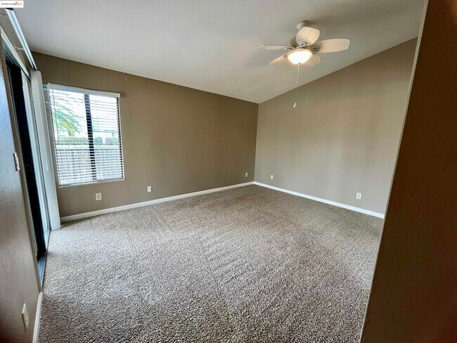 Building Photo - 5796 Cutter Loop
