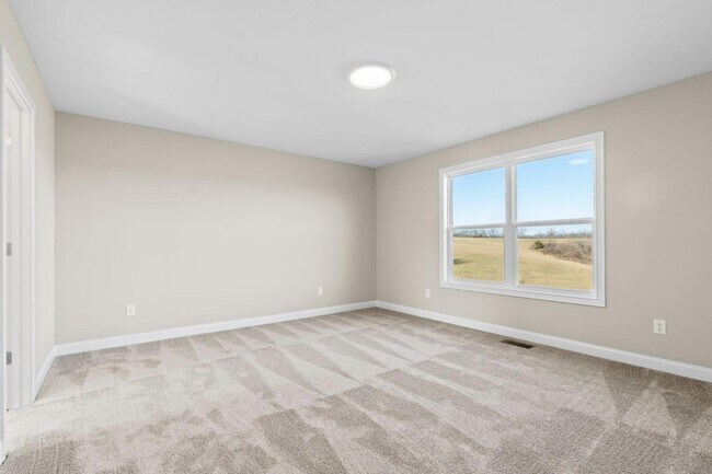 Building Photo - 933 Camden Ct