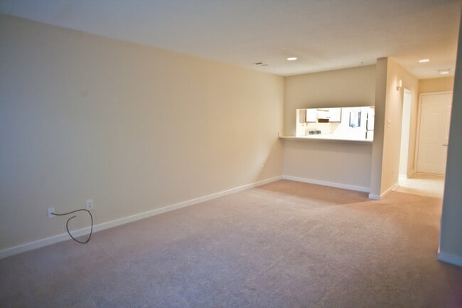 Building Photo - Live close to campus!