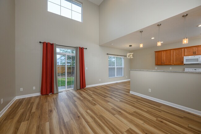 Building Photo - 347 Sheraton Dr NW